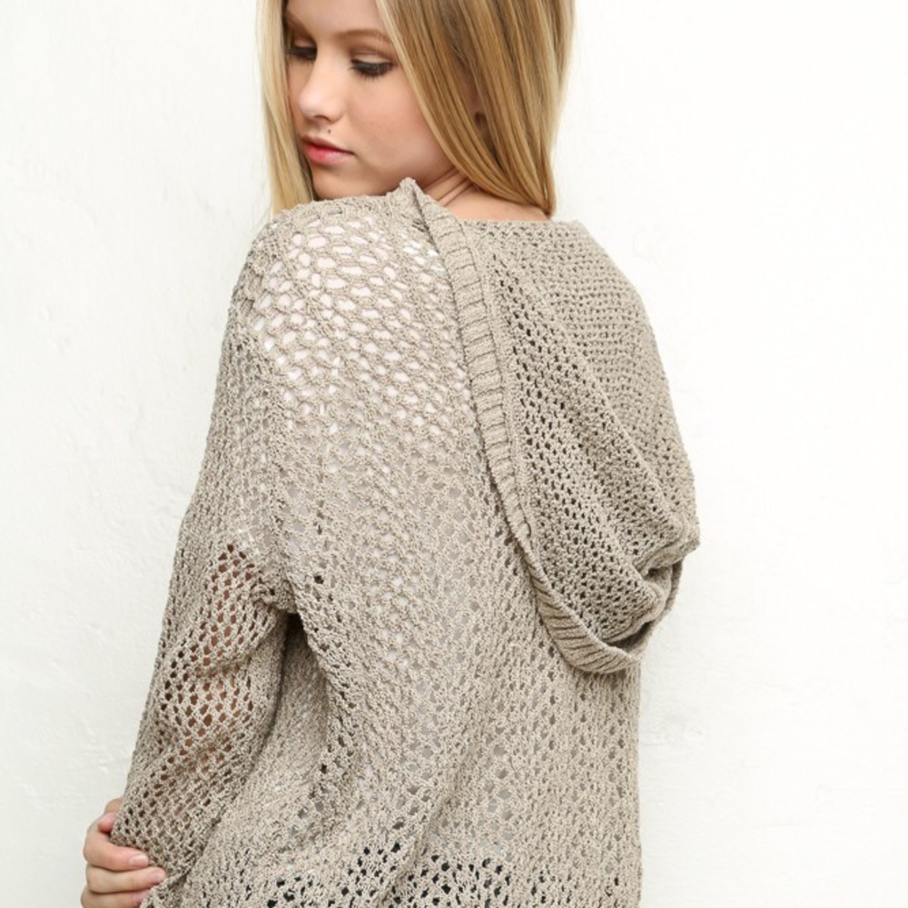 Brandy Melville Summer Moselle Cardigan